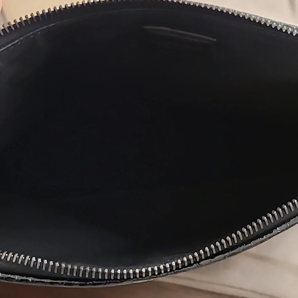 Bottega Veneta Wristlet - Picture 5 of 5